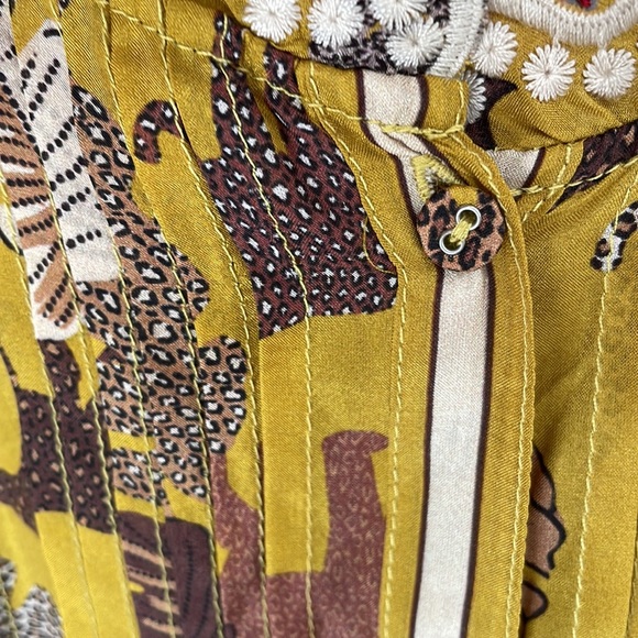 Johnny was mustard blouse - Picture 6 of 6